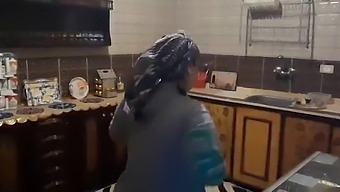 North African Milf With A Big Ass Gets Fucked Hard