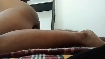 Desi Teen'S Steamy Solo Session