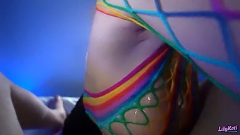 Göğüslü Bebek Lilykoti, Alışılmadık Bir Hentai Videosunda Boşalmayı Arzuluyor